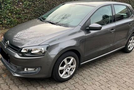VW Polo 156.151 km 4.699 &euro; Halstenbek 25469