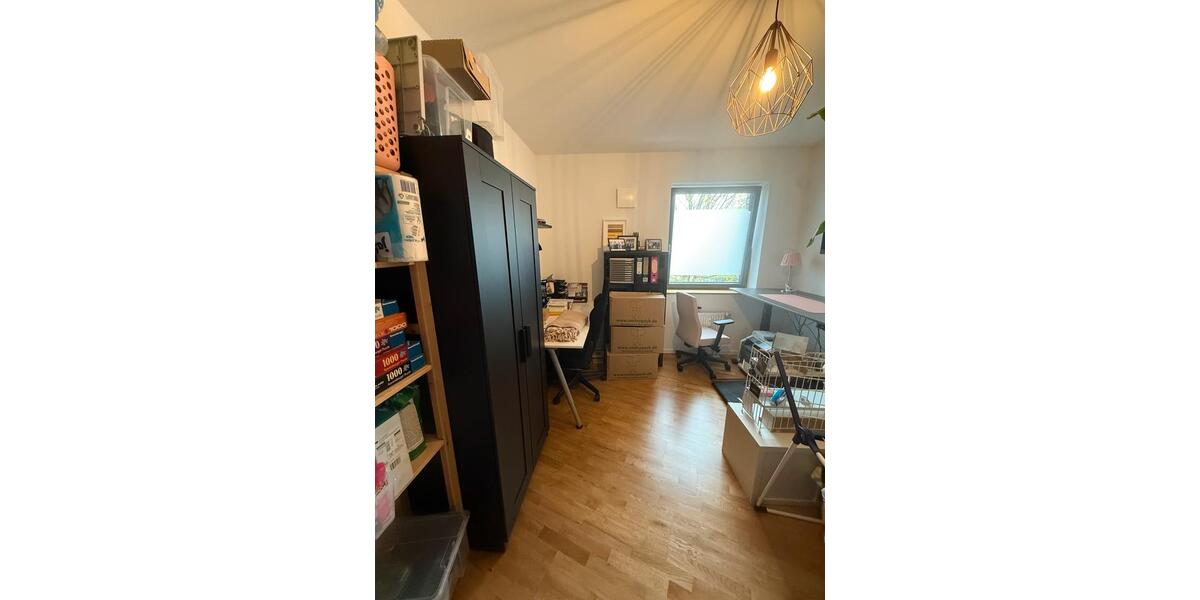 Etagenwohnung Hamburg Wandsbek - 3 Zimmer, 86 m&sup2;, 1.768&euro; | Angebot:26004941