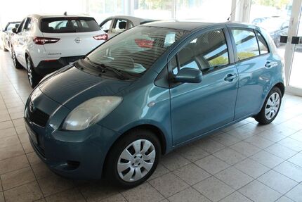 Toyota Yaris 79.386 km 5.990 &euro; Bad Oldesloe 23843