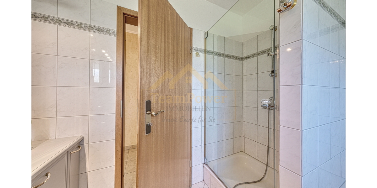 Bungalow mit Vollkeller im Hamburger Speckgürtel - Bungalow Holm | Angebot:26947721