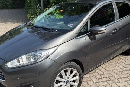 Ford Fiesta 221.000 km 4.750 &euro; Hamburg 22083