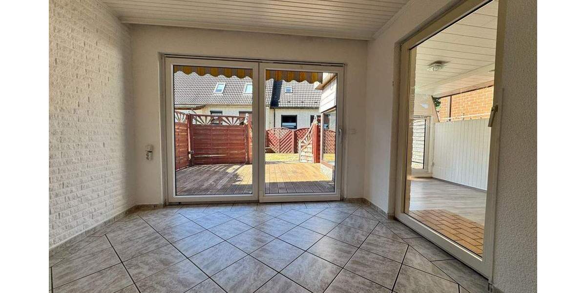 Mehrfamilienhaus, Wohnhaus Kaltenkirchen - 9 Zimmer, 285 m&sup2;, 770.000&euro; | Angebot:25729679