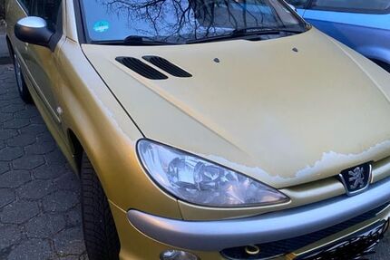 Peugeot 206 168.000 km 3.200 &euro; Hamburg 21033