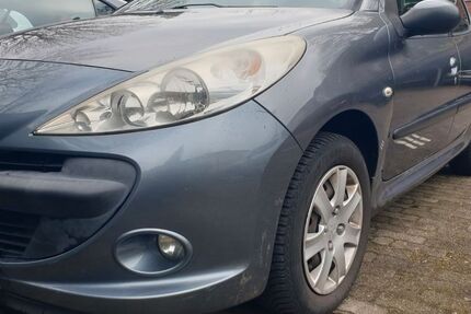 Peugeot 206 165.000 km 2.050 &euro; Hamburg 22049