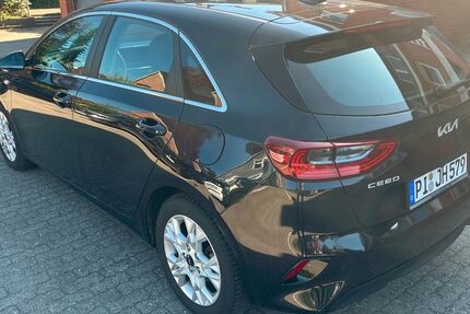 Kia ceed / Ceed 92.700 km 13.900 &euro; Halstenbek 25469