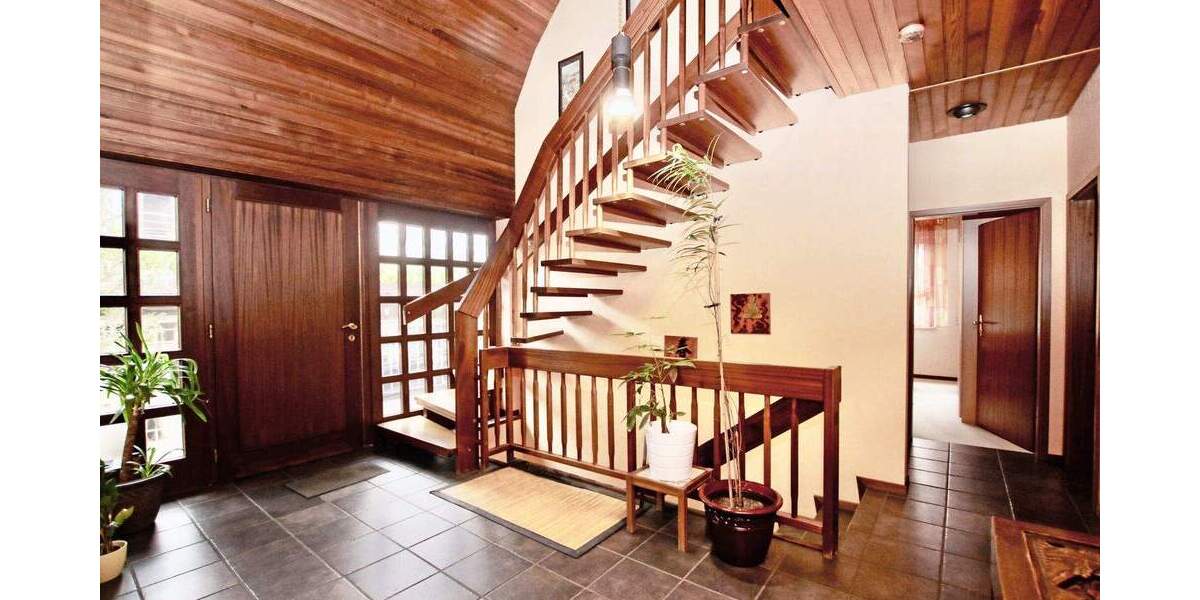 Mehrfamilienhaus, Wohnhaus Norderstedt Garstedt - 7 Zimmer, 210 m&sup2;, 820.000&euro; | Angebot:25673000