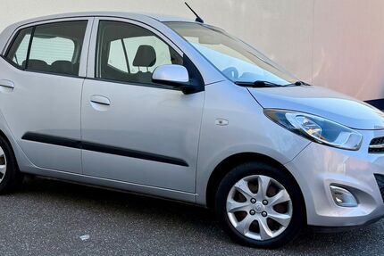 Hyundai i10 88.612 km 5.490 &euro; Hamburg 20537