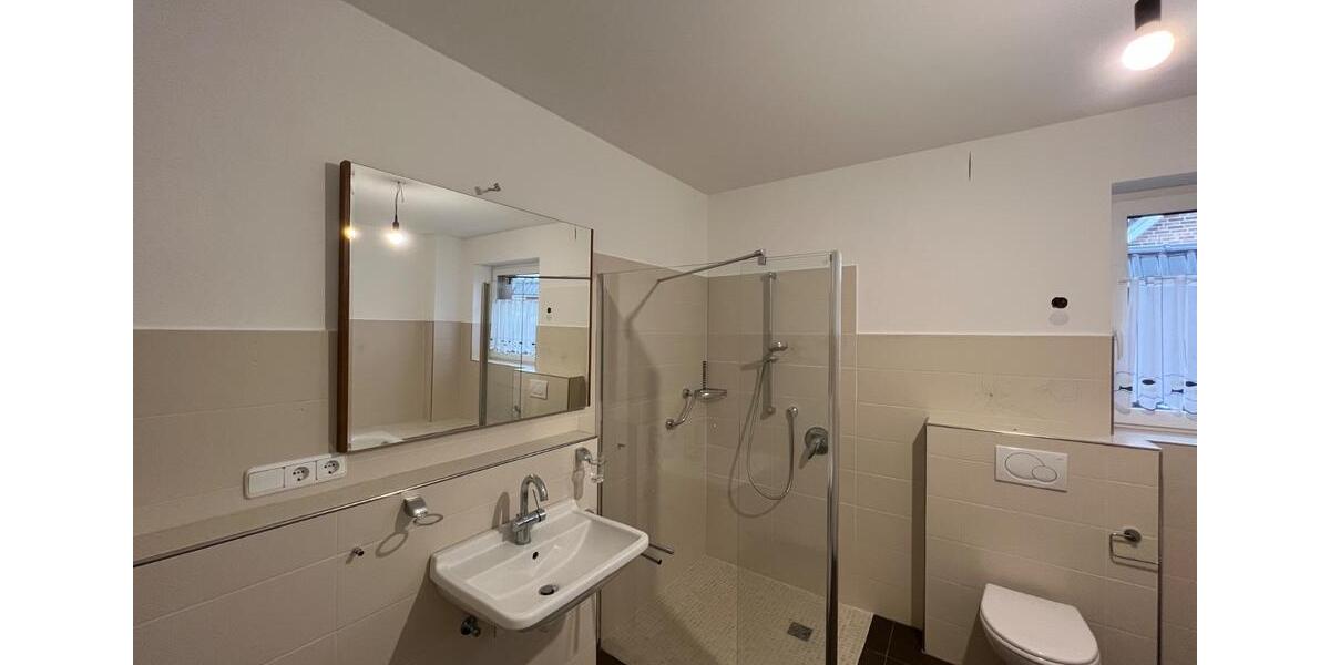 Erdgeschoßwohnung Leezen - 3 Zimmer, 137 m&sup2;, 1.350&euro; | Angebot:25640368