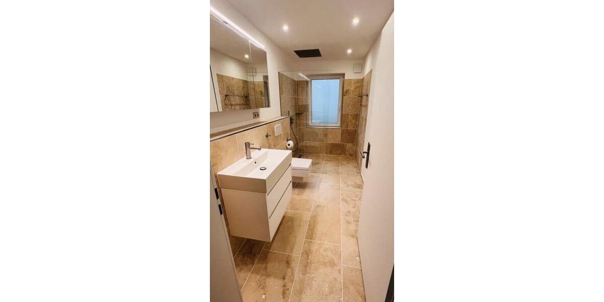 Erdgeschoßwohnung Hamburg Niendorf - 3 Zimmer, 127 m&sup2;, 2.400&euro; | Angebot:25450678