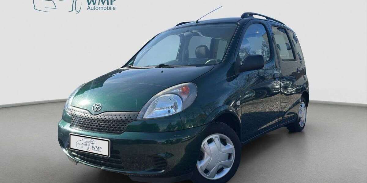 Toyota Yaris 154.024 km 3.290 &euro; Hamburg 22045