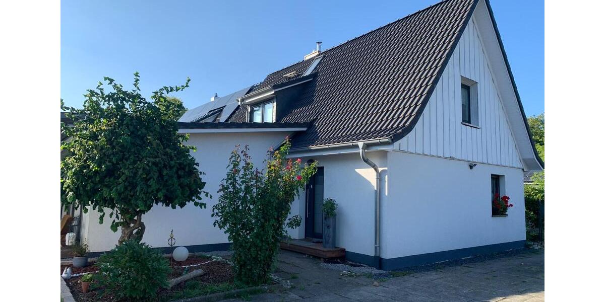 Doppelhaushälfte Norderstedt Garstedt - 4 Zimmer, 130 m&sup2;, 499.000&euro; | Angebot:26040914