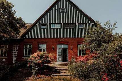 Haus Seester - 14 Zimmer, 630 m&sup2;, 1.240.000&euro; | Angebot:24727441