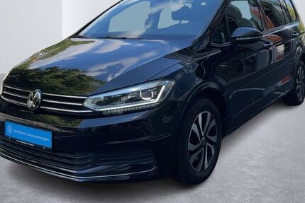 VW Touran 64.165 km 29.990 &euro; Hamburg 22111