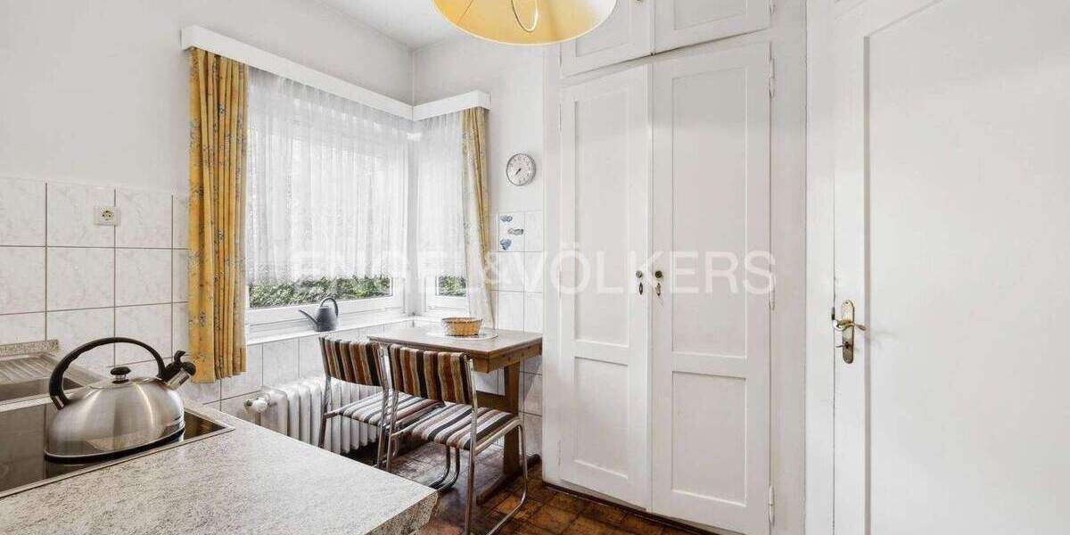 Einfamilienhaus Norderstedt Garstedt - 8 Zimmer, 180 m&sup2;, 599.000&euro; | Angebot:25701582