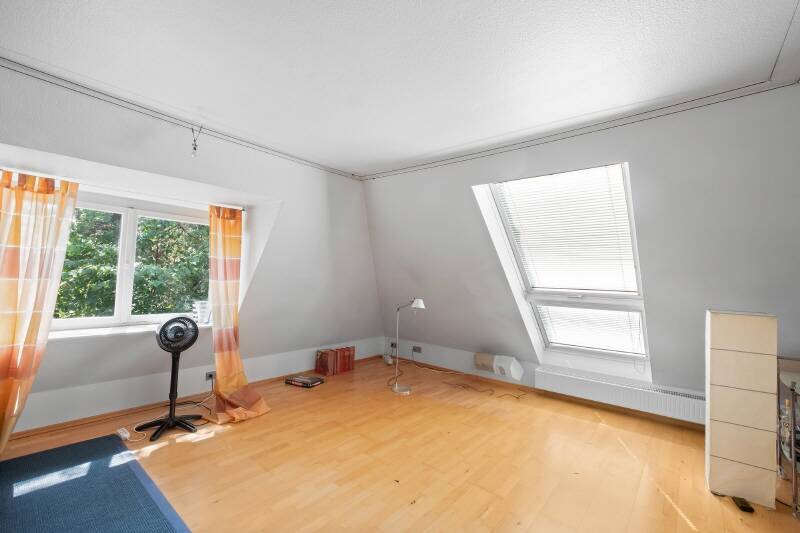 Einfamilienhaus Hamburg Neugraben-Fischbek - 4 Zimmer, 120 m&sup2;, 400.000&euro; | Angebot:25694885
