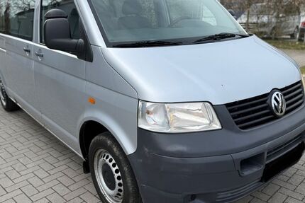 VW T5 Caravelle 197.876 km 7.490 &euro; Trittau 22946