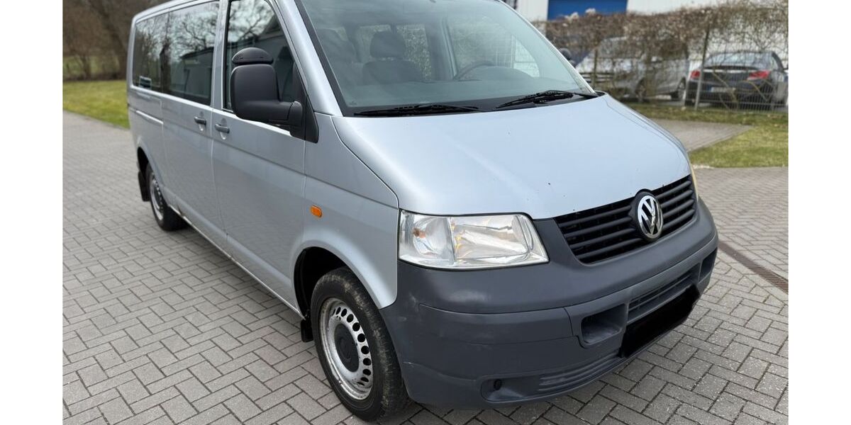 VW T5 Caravelle 197.876 km 7.490 &euro; Trittau 22946