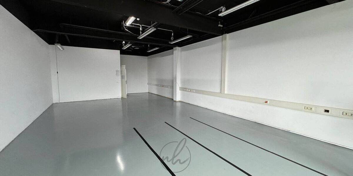 Gewerbeobjekt Hamburg Rahlstedt - 2 Zimmer, 192 m&sup2;, 2.496&euro; | Angebot:26825757