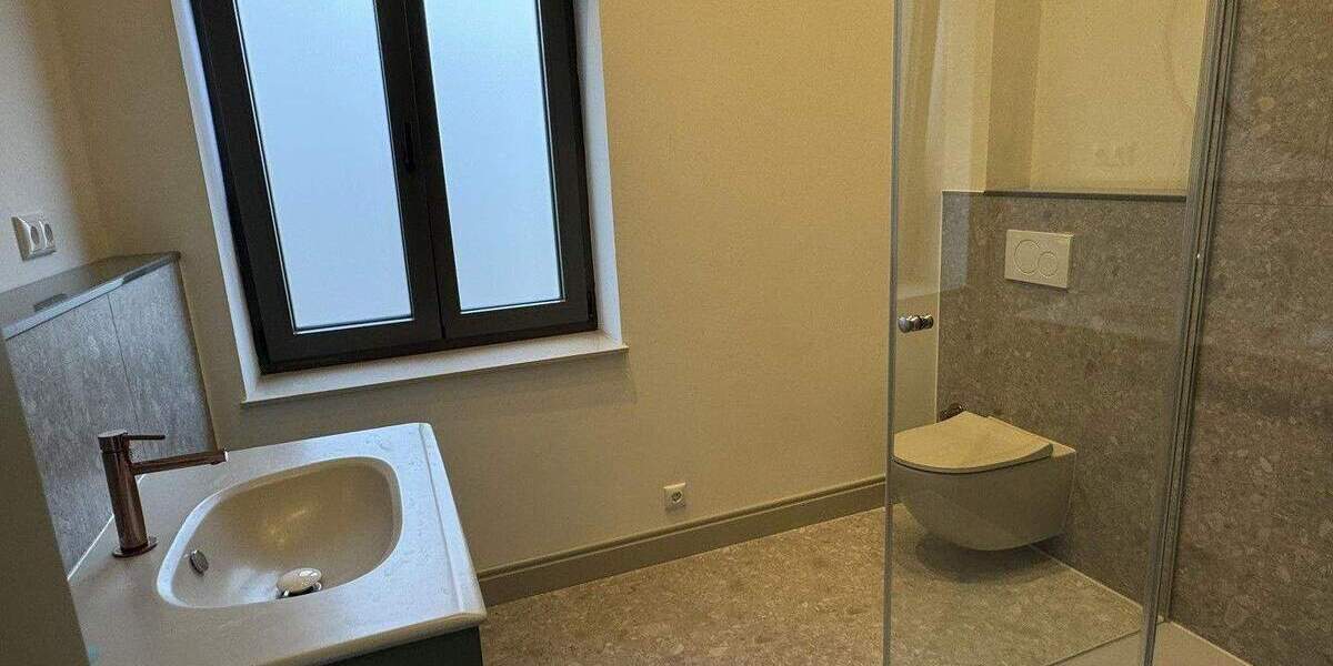 Doppelhaushälfte Hamburg Schnelsen - 4 Zimmer, 140 m&sup2;, 2.999&euro; | Angebot:25711110