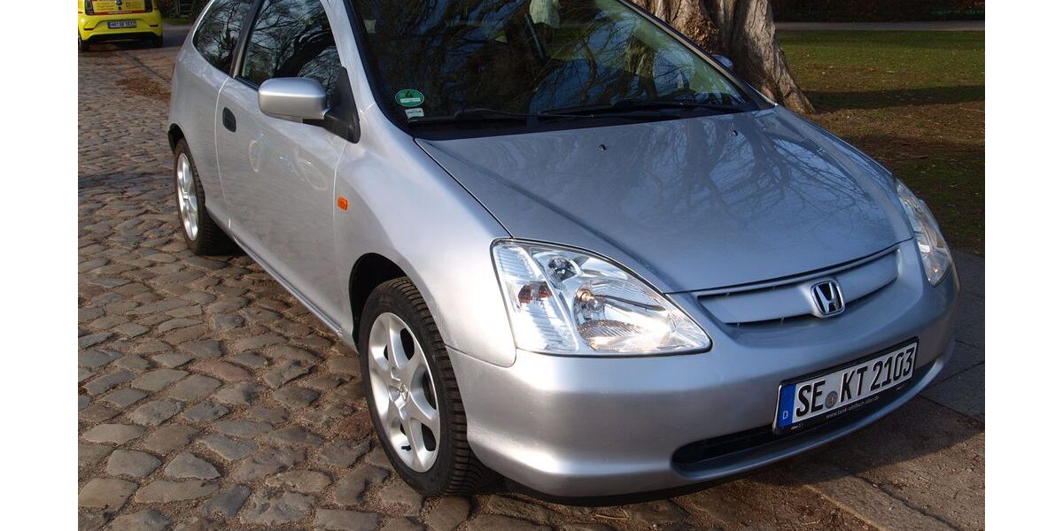 Honda Civic 108.090 km 3.450 &euro; Norderstedt 22850