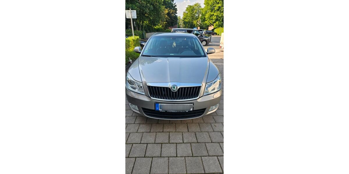Skoda Octavia 121.800 km 5.700 &euro; Hamburg 21147