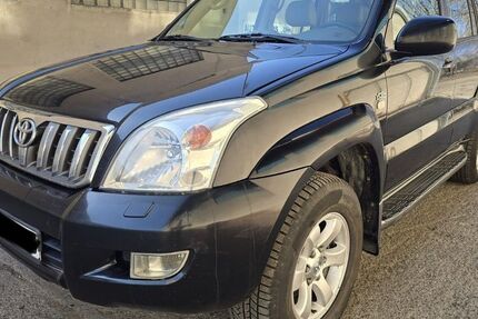 Toyota Land Cruiser 171.040 km 12.200 &euro; Hamburg 20535
