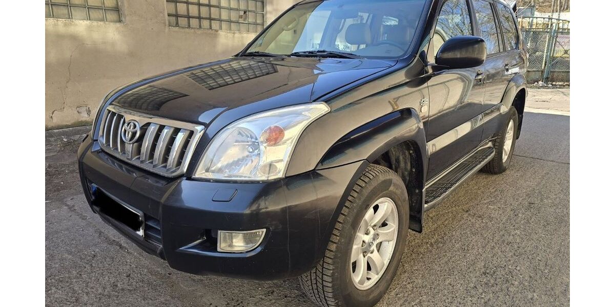 Toyota Land Cruiser 171.040 km 12.200 &euro; Hamburg 20535