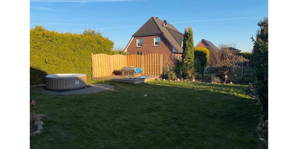 Doppelhaushälfte Norderstedt Glashütte - 4 Zimmer, 105 m&sup2;, 1.750&euro; | Angebot:25942157