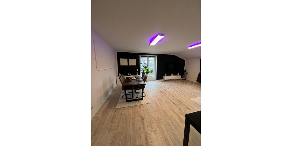 Dachgeschoßwohnung Uetersen - 2 Zimmer, 74 m&sup2;, 950&euro; | Angebot:25782418