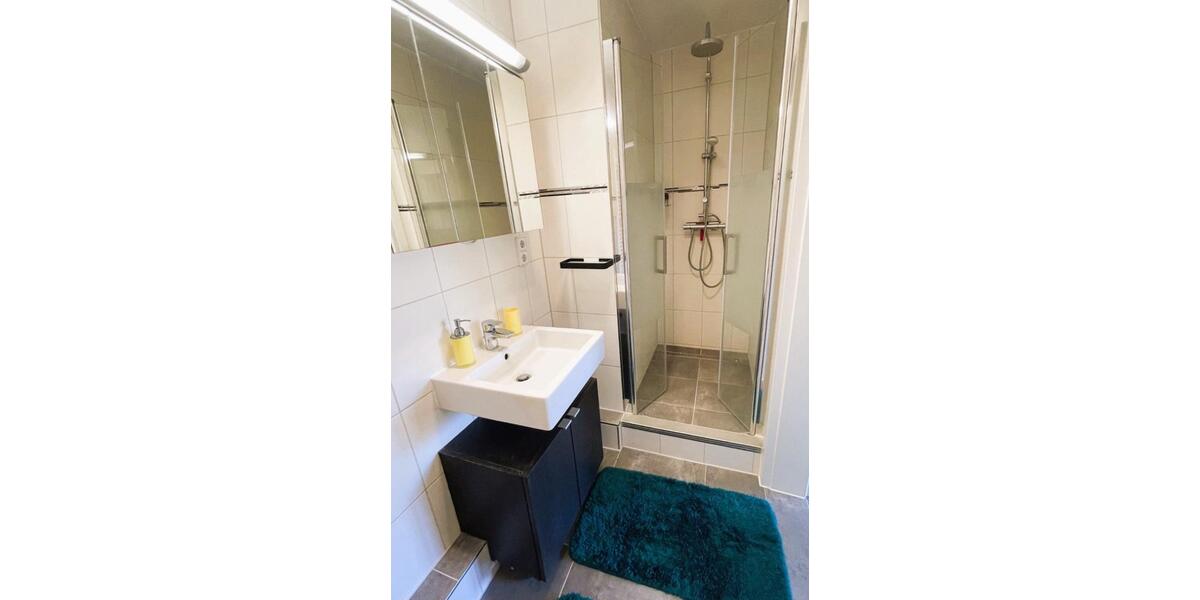 Doppelhaushälfte Schenefeld - 5 Zimmer, 135 m&sup2;, 1.990&euro; | Angebot:25724727