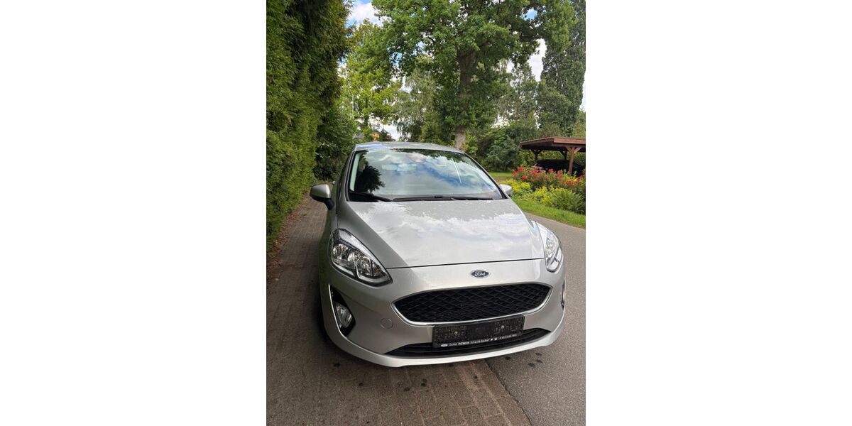 Ford Fiesta 90.700 km 7.899 &euro; Barmstedt 25355