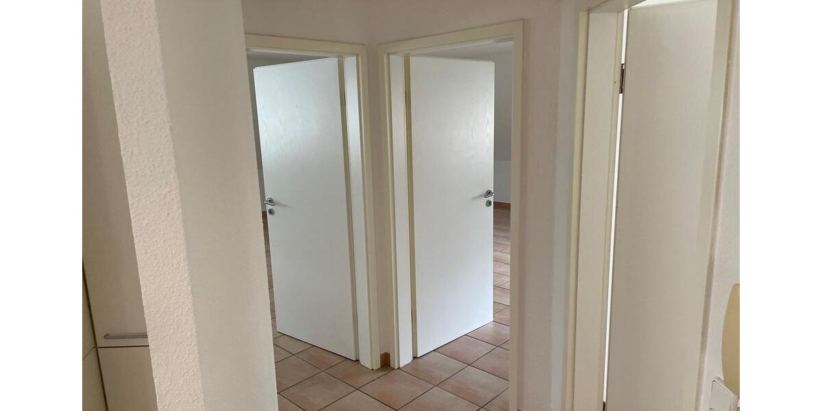 Dachgeschoßwohnung Quickborn - 3 Zimmer, 116 m&sup2;, 1.200&euro; | Angebot:24611415