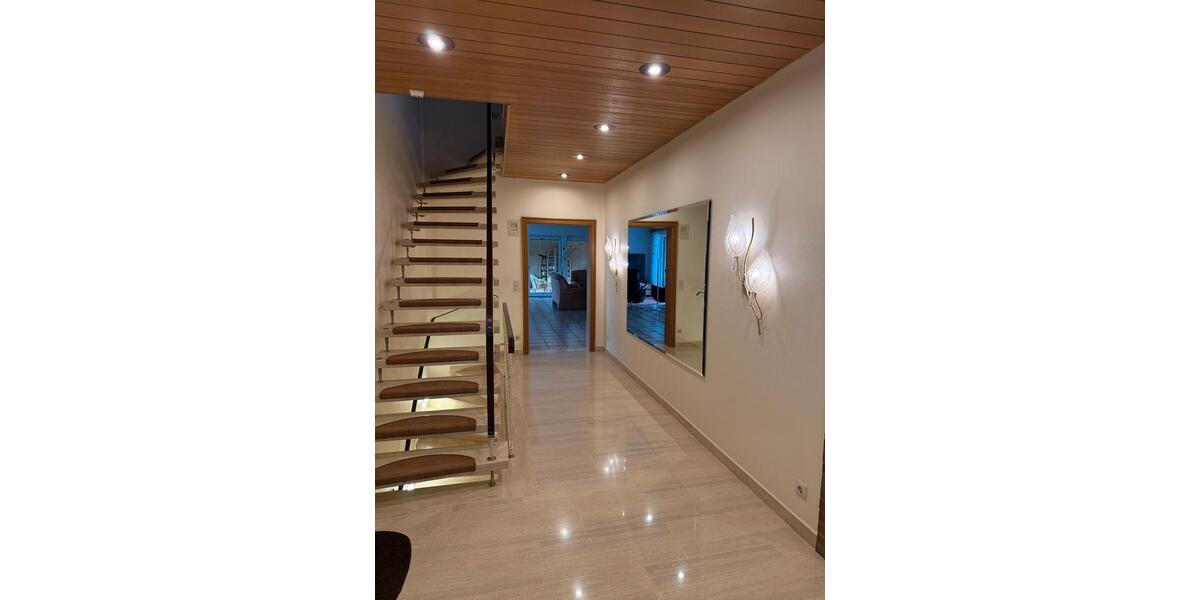 Einfamilienhaus Kaltenkirchen - 8 Zimmer, 415 m&sup2;, 698.400&euro; | Angebot:24899012