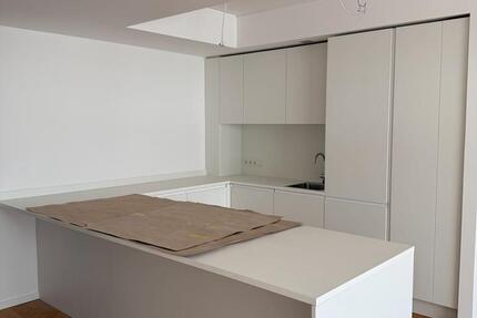 Wohnung Hamburg Hamburg-Mitte - 2 Zimmer, 71 m&sup2;, 2.530&euro; | Angebot:25991729