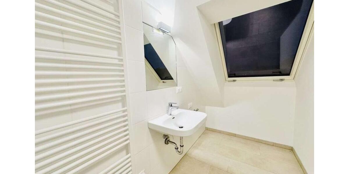 Dachgeschoßwohnung Hamburg Winterhude - 2 Zimmer, 55 m&sup2;, 980&euro; | Angebot:25930897