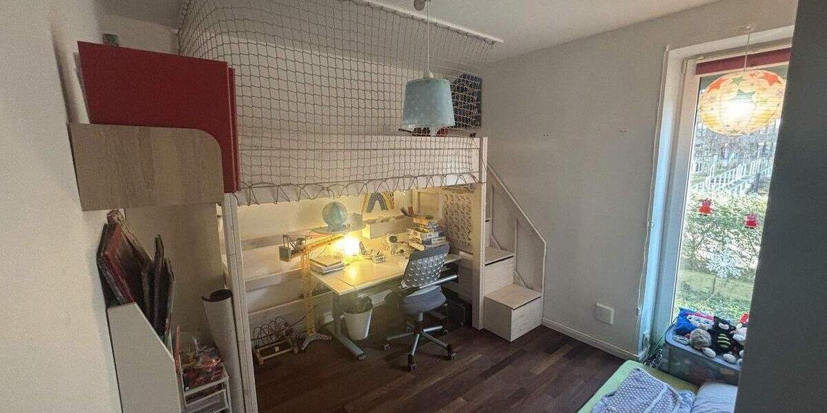 Etagenwohnung Hamburg Uhlenhorst - 4 Zimmer, 78 m&sup2;, 699.000&euro; | Angebot:25663326