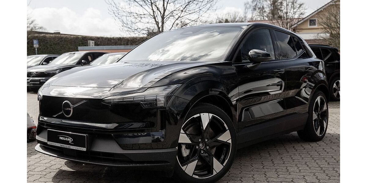 Volvo EX30 11.000 km 35.990 &euro; Pinneberg 25421