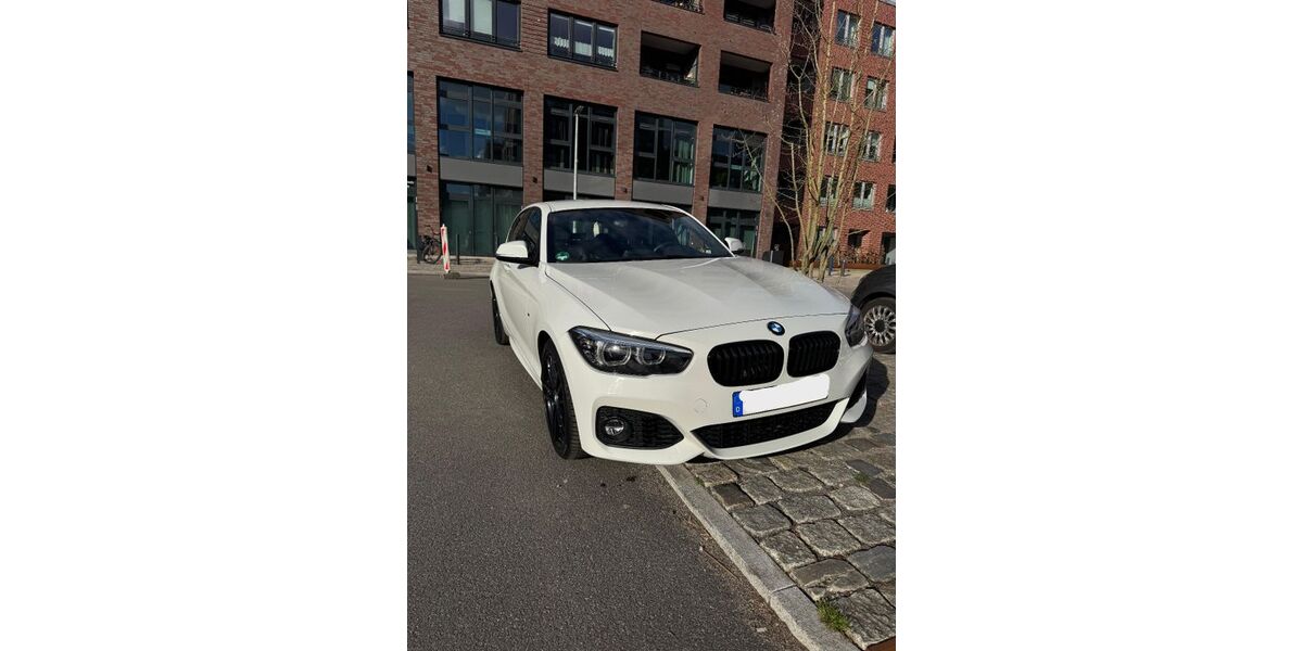 BMW 118 70.000 km 17.900 &euro; Hamburg 22763