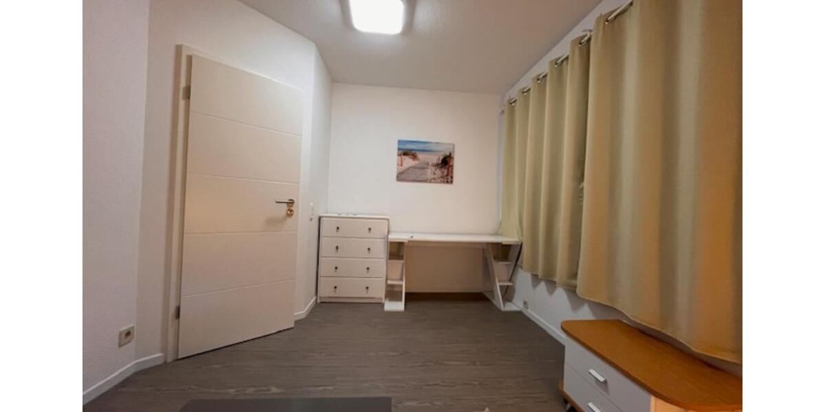 Dachgeschoßwohnung Hamburg Wandsbek - 1 Zimmer, 14 m&sup2;, 590&euro; | Angebot:25731919