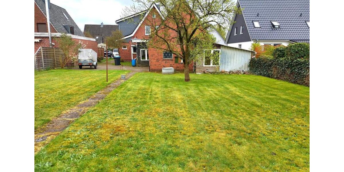 Einfamilienhaus Kiebitzreihe - 3 Zimmer, 126 m&sup2;, 1.500&euro; | Angebot:25861404