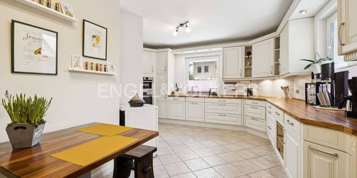Einfamilienhaus Ahrensburg - 6 Zimmer, 200 m&sup2;, 1.149.000&euro; | Angebot:25930059