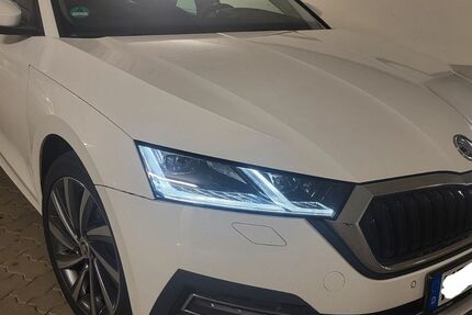 Skoda Octavia 163.000 km 15.900 &euro; Hamburg 22335