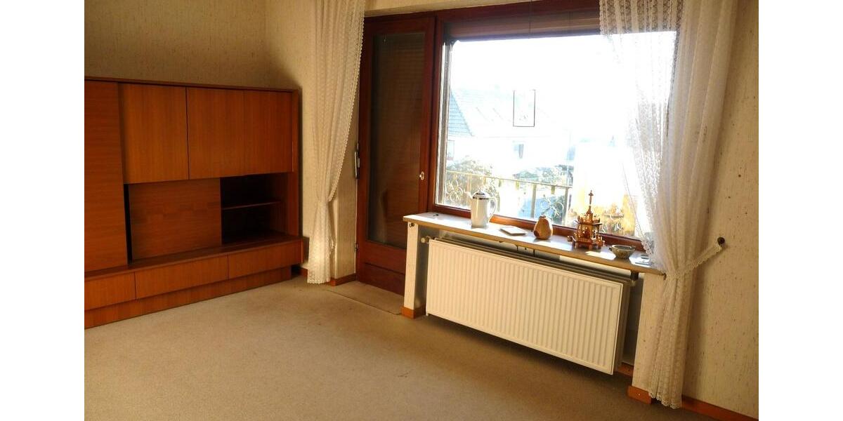 Einfamilienhaus Uetersen - 7 Zimmer, 180 m&sup2;, 490.000&euro; | Angebot:25809481