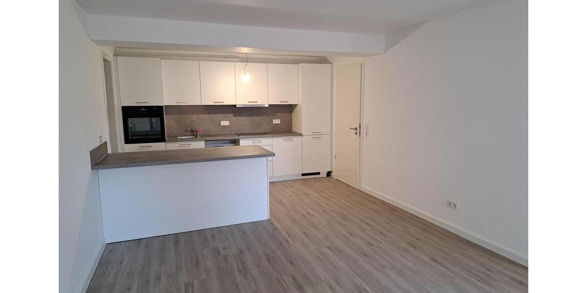 Erdgeschoßwohnung Bad Oldesloe - 2 Zimmer, 90 m&sup2;, 1.170&euro; | Angebot:25614852