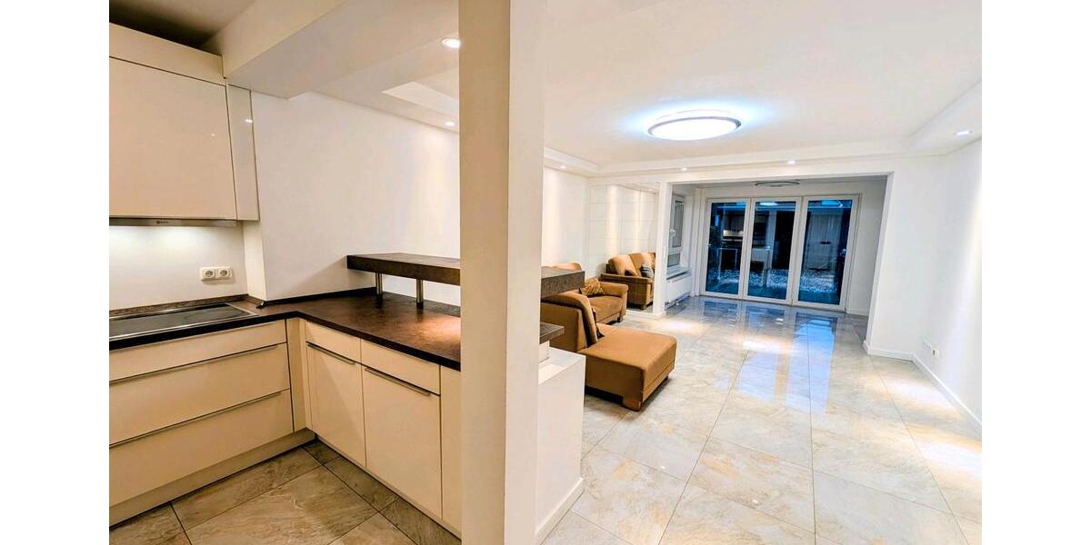 Reihenhaus Norderstedt Friedrichsgabe - 3 Zimmer, 100 m&sup2;, 1.800&euro; | Angebot:25867497