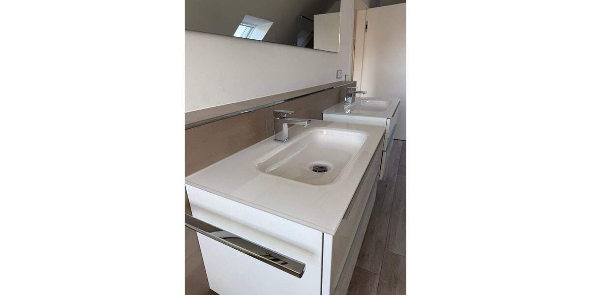 Einfamilienhaus Bönningstedt - 6 Zimmer, 135 m&sup2;, 2.600&euro; | Angebot:25818952