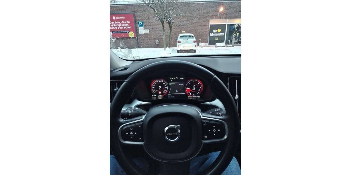 Volvo XC60 101.000 km 30.000 &euro; Hamburg 21035