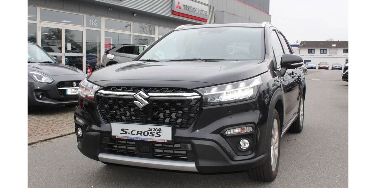 Suzuki (SX4) S-Cross 42.455 km 20.880 &euro; Elmshorn 25337