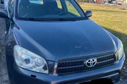 Toyota RAV 4 212.351 km 4.800 &euro; hamburg 20539