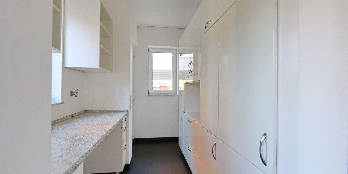 Einfamilienhaus Hamburg Rahlstedt - 6 Zimmer, 262 m&sup2;, 1.150.000&euro; | Angebot:25743560